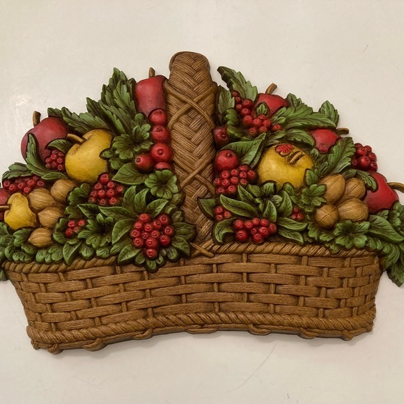 Vintage Homco fruit basket wall hanging - Picture 2 of 5